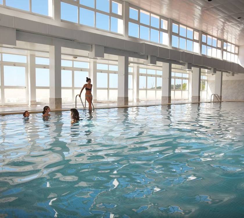 Indoor swimming pool Do Mar Hotel Sesimbra, Portugal